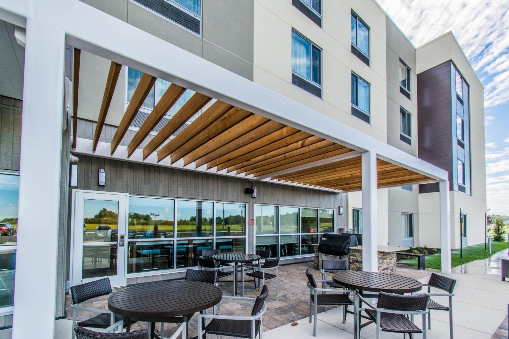 Towneplace Suites By Marriott Evansville Newburgh Экстерьер фото